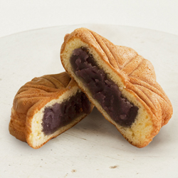 ピオーネもみじ